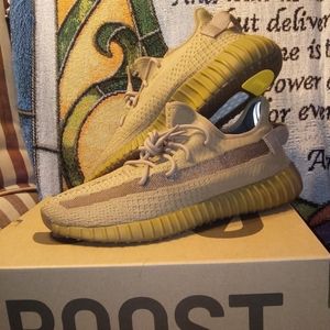 Yeezy 350 Earth's size 11 Sold